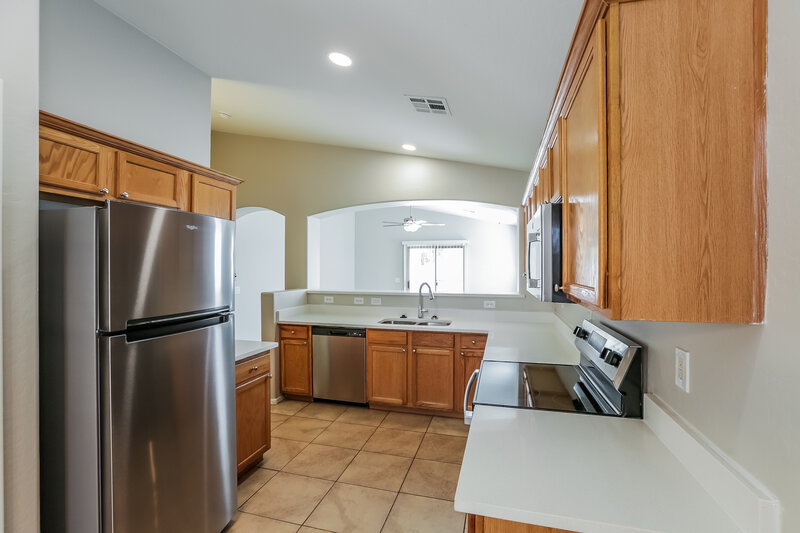 1,990/Mo, 10632 W Sonora St Tolleson, AZ 85353 Kitchen View