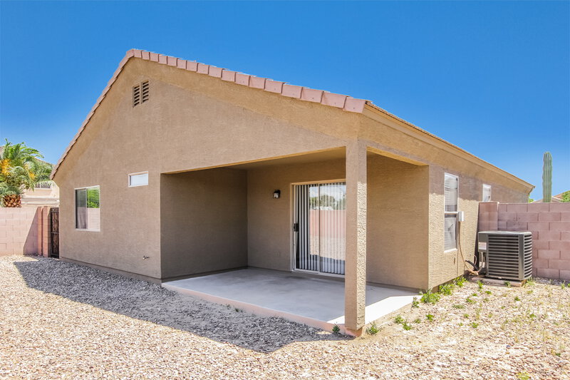 1,990/Mo, 1840 S 106th Ln Tolleson, AZ 85353 Rear View 2