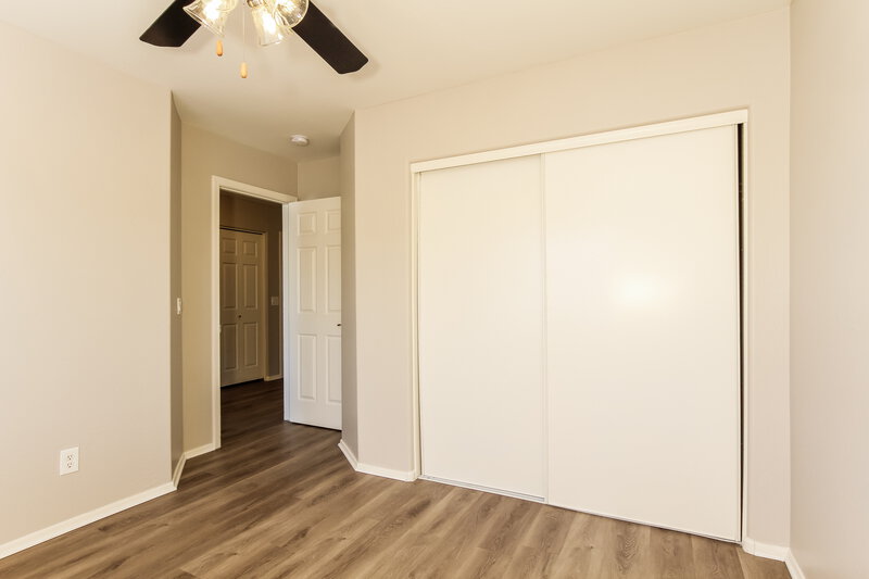 2,015/Mo, 6525 W Monroe St Phoenix, AZ 85043 Misc View 8
