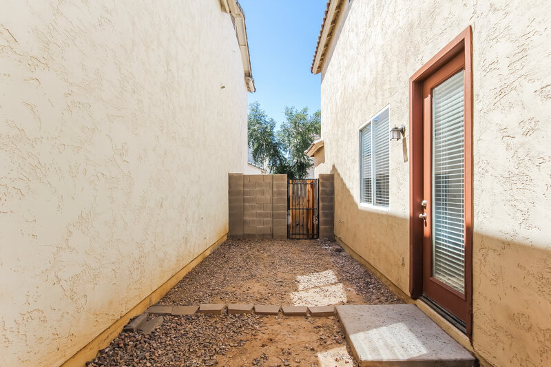 2,015/Mo, 6525 W Monroe St Phoenix, AZ 85043 Misc View 13