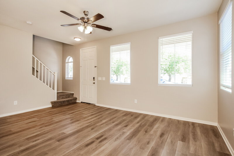 1,890/Mo, 6609 W Monroe St Phoenix, AZ 85043 Misc View 2