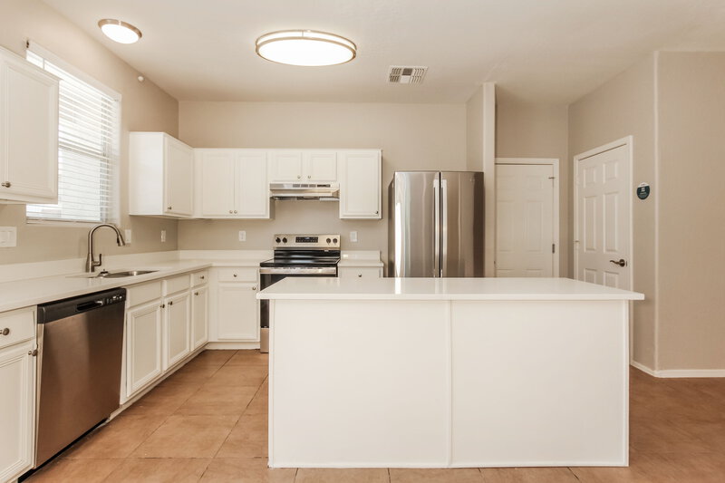 1,890/Mo, 6609 W Monroe St Phoenix, AZ 85043 Misc View 5