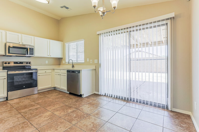1,785/Mo, 6609 W Nez Perce St Phoenix, AZ 85043 Dining Room View