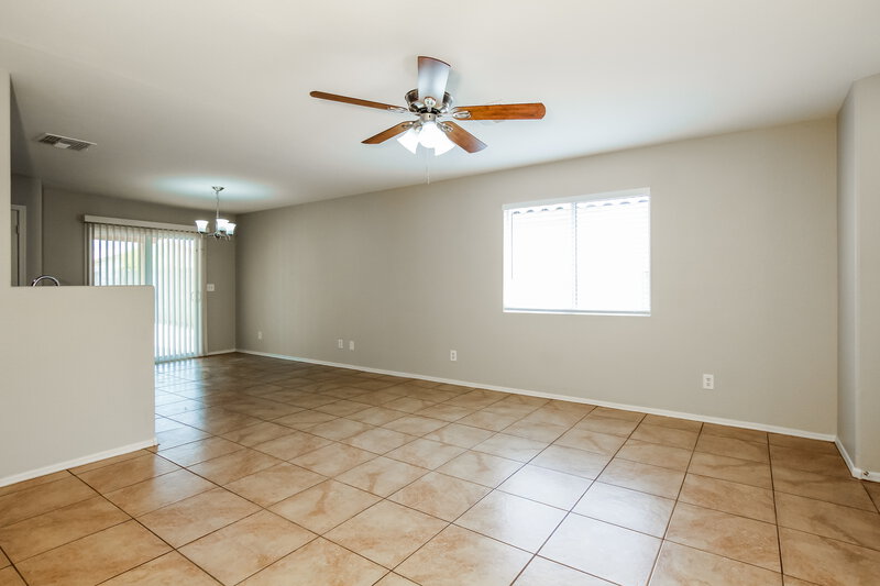 1,770/Mo, 7120 W Whyman Ave Phoenix, AZ 85043 Living Room View 2
