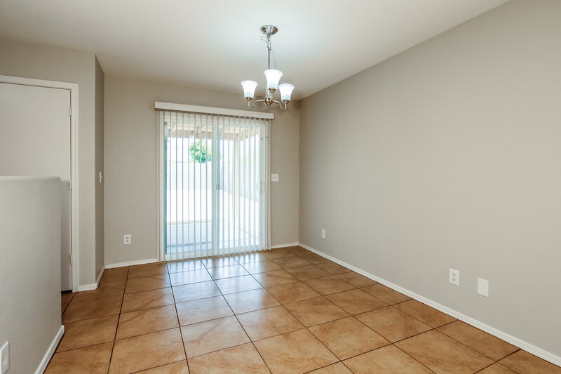 1,770/Mo, 7120 W Whyman Ave Phoenix, AZ 85043 Dining Room View