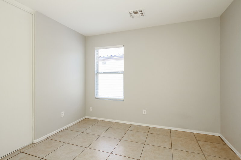 1,770/Mo, 7120 W Whyman Ave Phoenix, AZ 85043 Bedroom View 3