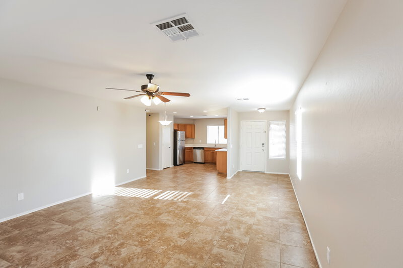 2,015/Mo, 7903 W Pomo St Phoenix, AZ 85043 Living Room View 2