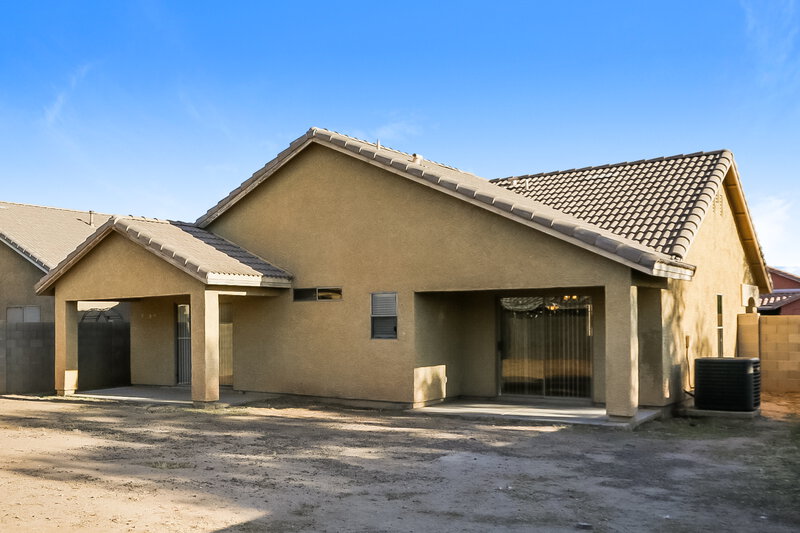 2,015/Mo, 7903 W Pomo St Phoenix, AZ 85043 Rear View