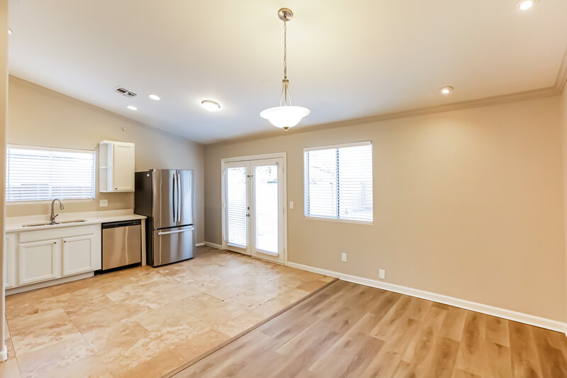 1,955/Mo, 8132 W Papago St Phoenix, AZ 85043 Dining Room View