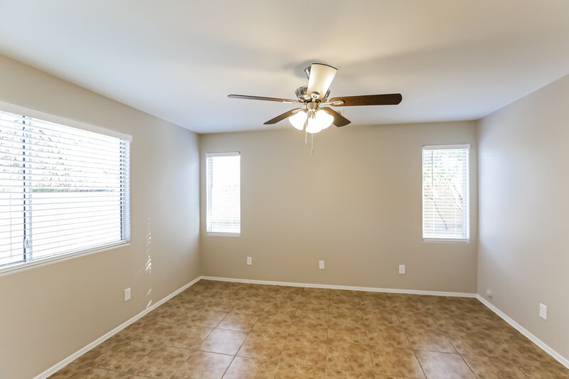 1,955/Mo, 8132 W Papago St Phoenix, AZ 85043 Main Bedroom View 2