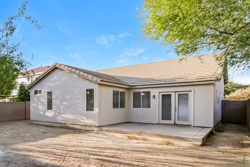 1,955/Mo, 8132 W Papago St Phoenix, AZ 85043 Rear View