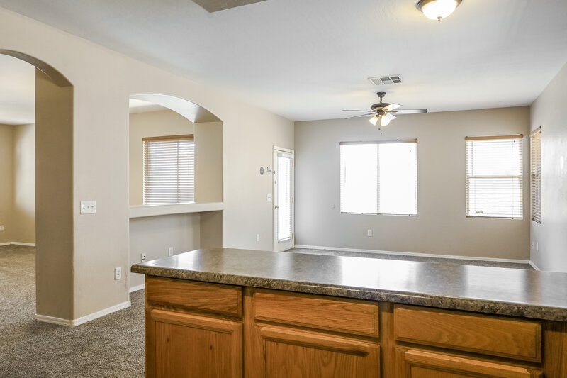 2,500/Mo, 3001 W Ferruccio Pl Phoenix, AZ 85086 Kitchen View
