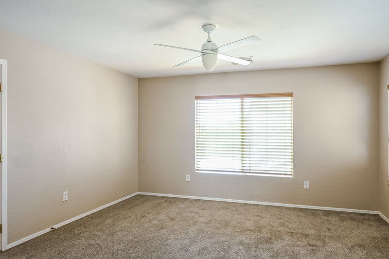 2,500/Mo, 3001 W Ferruccio Pl Phoenix, AZ 85086 Main Bedroom View 2