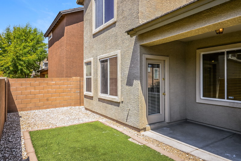 2,500/Mo, 3001 W Ferruccio Pl Phoenix, AZ 85086 Rear View