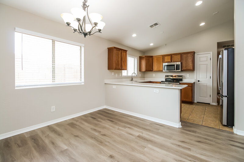 1,865/Mo, 43398 W Arizona Ave Maricopa, AZ 85138 Dining Room View