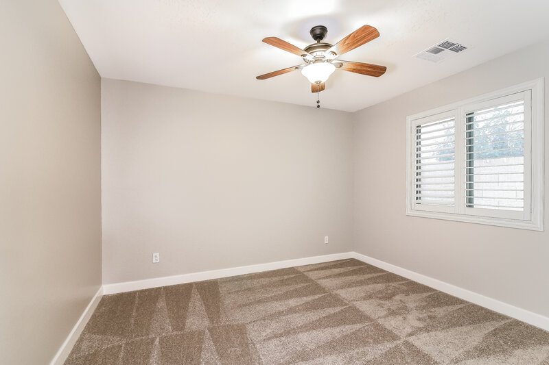 1,915/Mo, 29165 N Yellow Bee Dr San Tan Valley, AZ 85143 Bedroom View 2