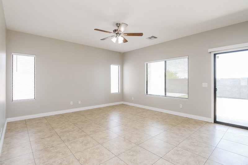2,225/Mo, 2191 E Greenlee Ave Apache Junction, AZ 85119 Living Room View
