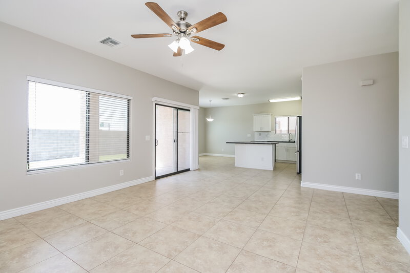 2,220/Mo, 2191 E Greenlee Ave Apache Junction, AZ 85119 Living Room View 2