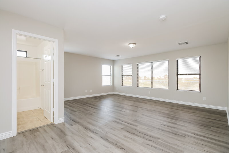 2,220/Mo, 2191 E Greenlee Ave Apache Junction, AZ 85119 Loft View