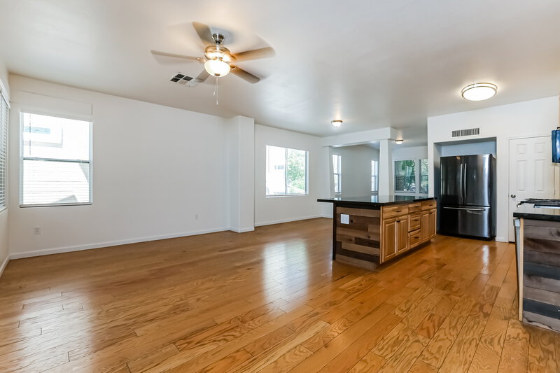 2,345/Mo, 1384 S Hawk Ln Gilbert, AZ 85296 Kitchen View 2
