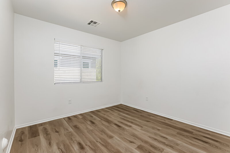 2,345/Mo, 1384 S Hawk Ln Gilbert, AZ 85296 Bedroom View 2