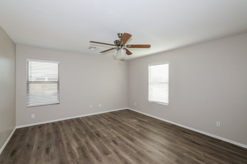 1,770/Mo, 9598 N 82nd Gln Peoria, AZ 85345 Main Bedroom View