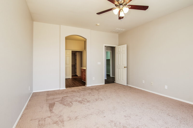 1,935/Mo, 10866 W Chase Ln Avondale, AZ 85323 Main Bedroom View 2