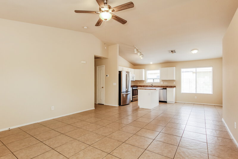 2,055/Mo, 11026 W Wilshire Dr Avondale, AZ 85392 Misc View 3