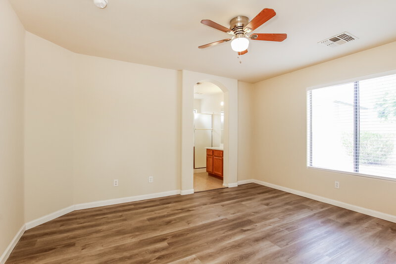 2,055/Mo, 11026 W Wilshire Dr Avondale, AZ 85392 Misc View 6