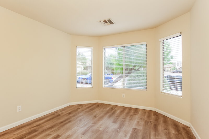 2,055/Mo, 11026 W Wilshire Dr Avondale, AZ 85392 Misc View 11