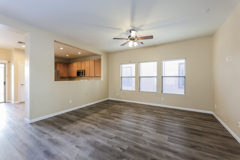 2,280/Mo, 11206 W Taylor St Avondale, AZ 85323 Misc View 2