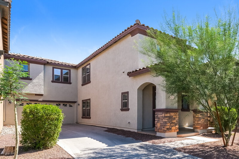 2,190/Mo, 11242 W Garfield St Avondale, AZ 85323 Front View