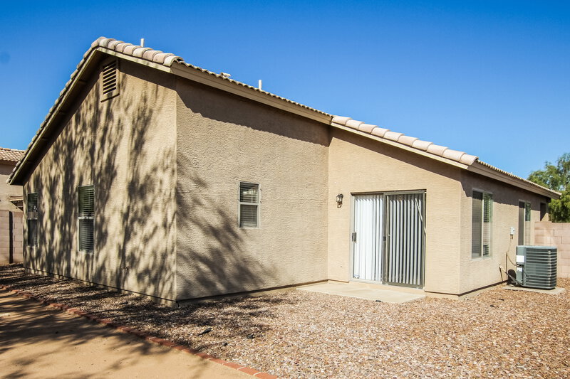 2,055/Mo, 11409 W Cambridge Ave Avondale, AZ 85392 Rear View 2