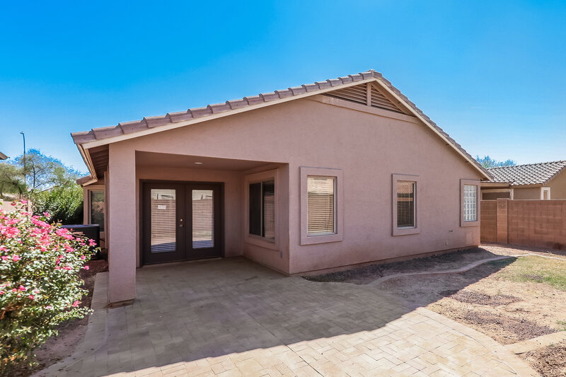 1,865/Mo, 11402 W Davis Ln Avondale, AZ 85323 Rear View