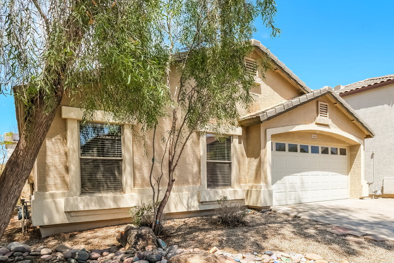 1,950/Mo, 12606 W Reade Ave Litchfield Park, AZ 85340 Front View