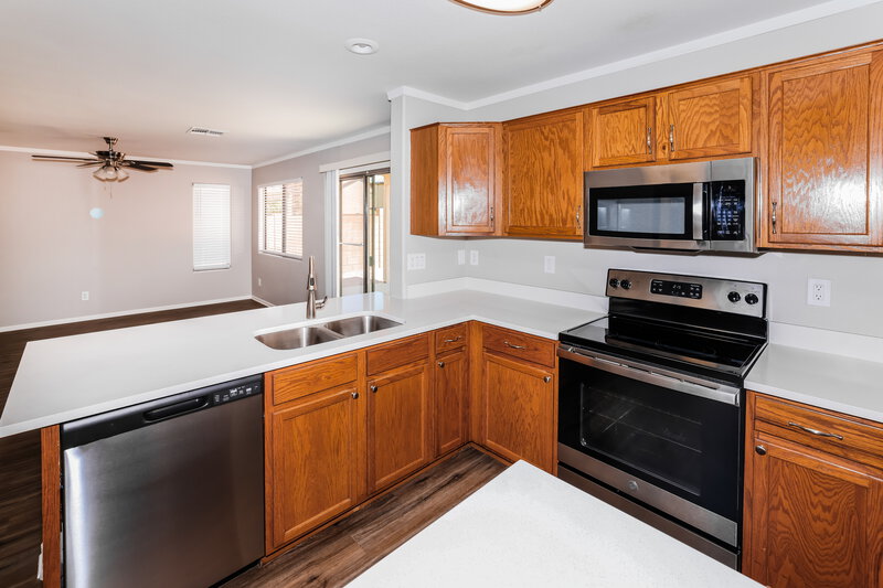2,235/Mo, 12605 W Orange Dr Litchfield Park, AZ 85340 Misc View 4