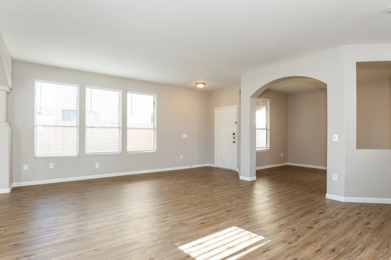 2,325/Mo, 13416 W Peck Dr Litchfield Park, AZ 85340 Living Room View