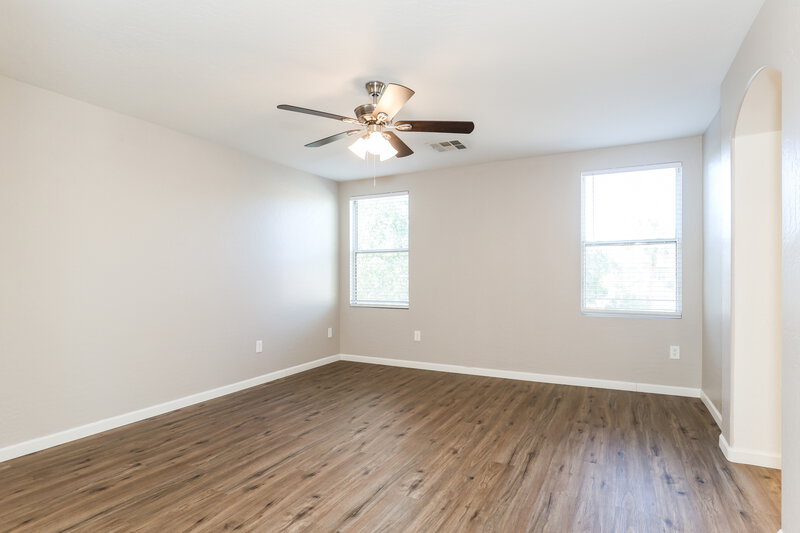 2,325/Mo, 13416 W Peck Dr Litchfield Park, AZ 85340 Main Bedroom View