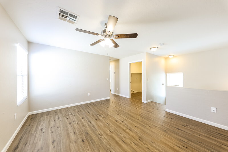 2,435/Mo, 13416 W Peck Dr Litchfield Park, AZ 85340 Family Room View