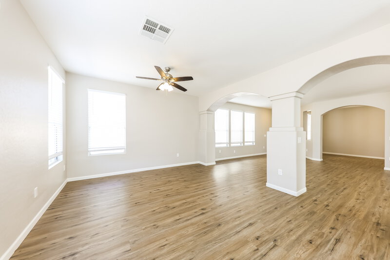 2,435/Mo, 13416 W Peck Dr Litchfield Park, AZ 85340 Family Room View 3