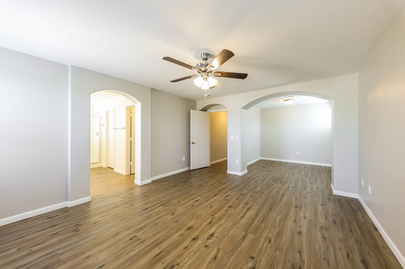 2,435/Mo, 13416 W Peck Dr Litchfield Park, AZ 85340 Main Bedroom View