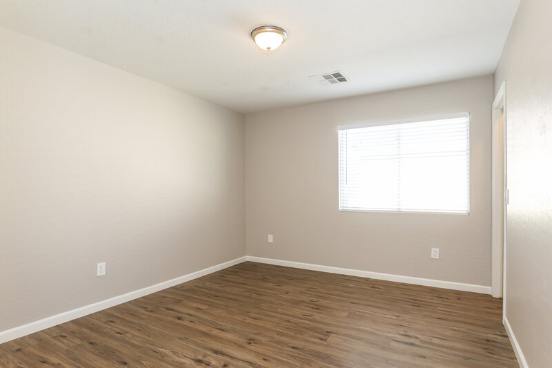 2,325/Mo, 13416 W Peck Dr Litchfield Park, AZ 85340 Bedroom View 2