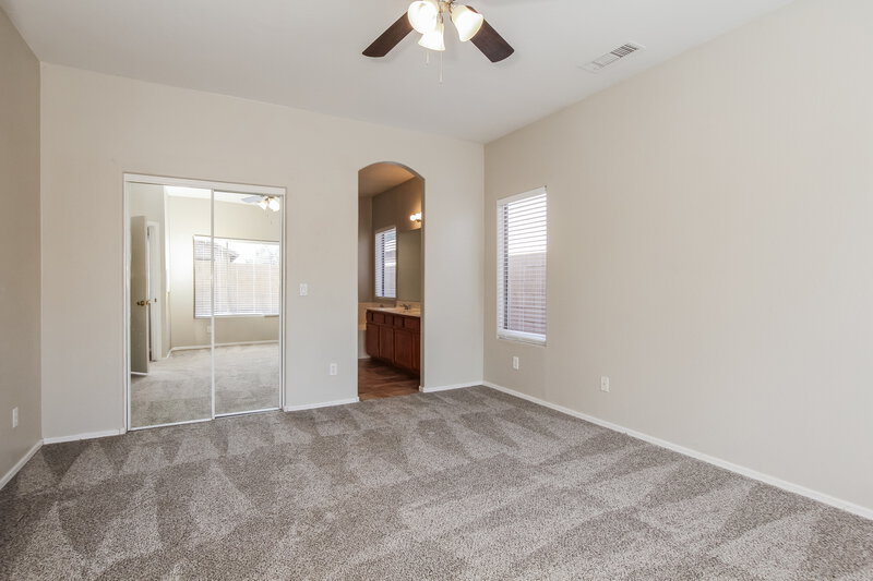 2,005/Mo, 1523 S 84th Dr Tolleson, AZ 85353 Main Bedroom View