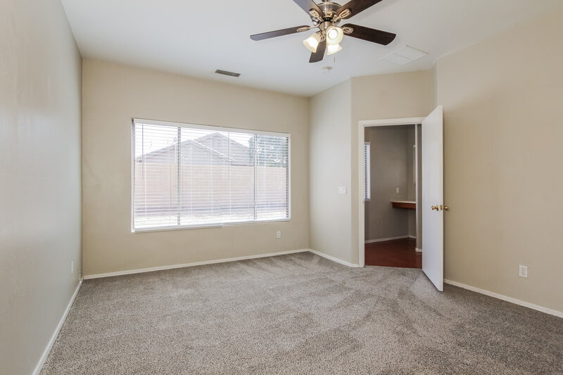2,005/Mo, 1523 S 84th Dr Tolleson, AZ 85353 Main Bedroom View 2