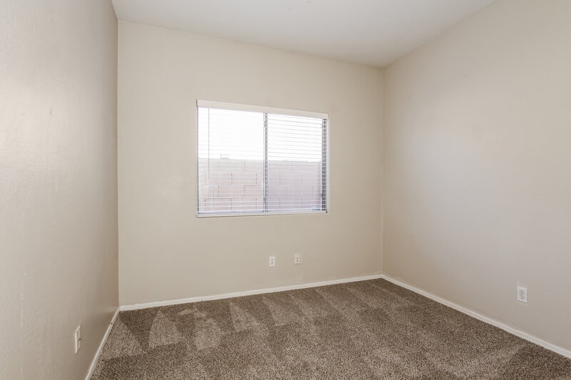 2,005/Mo, 1523 S 84th Dr Tolleson, AZ 85353 Bedroom View 2