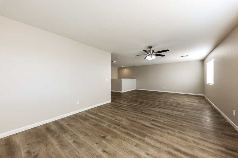 1,990/Mo, 15995 W Vogel Ave Goodyear, AZ 85338 Family Room View