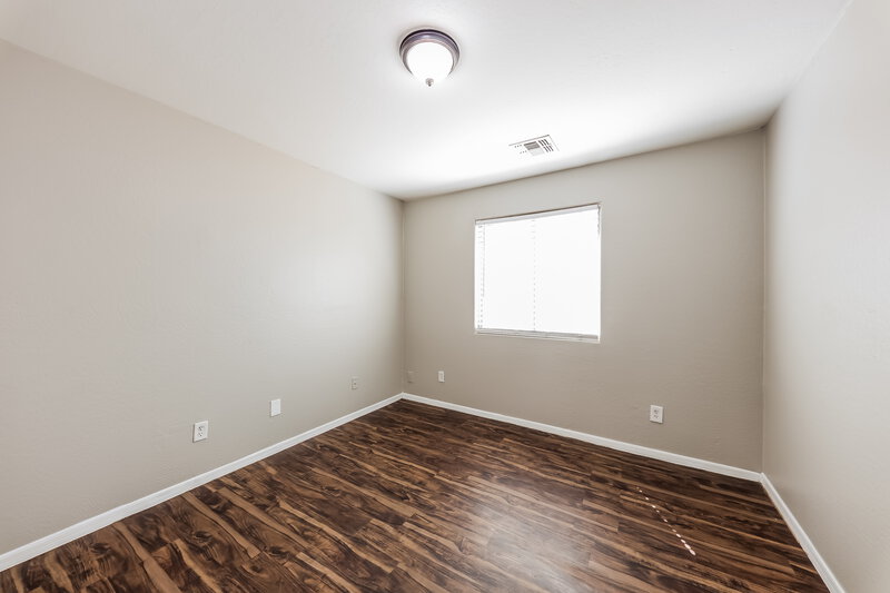 2,250/Mo, 2040 S 86th Ln Tolleson, AZ 85353 Bedroom View