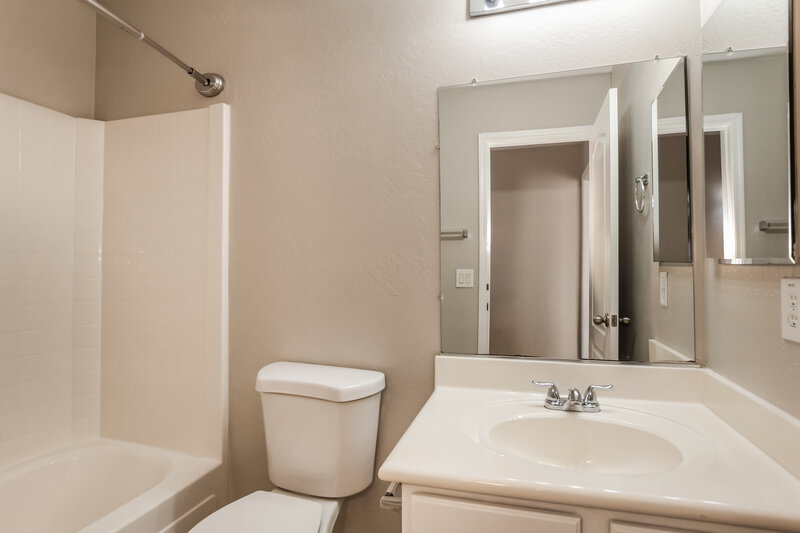 1,960/Mo, 21868 W Mohave St Buckeye, AZ 85326 Bathroom View