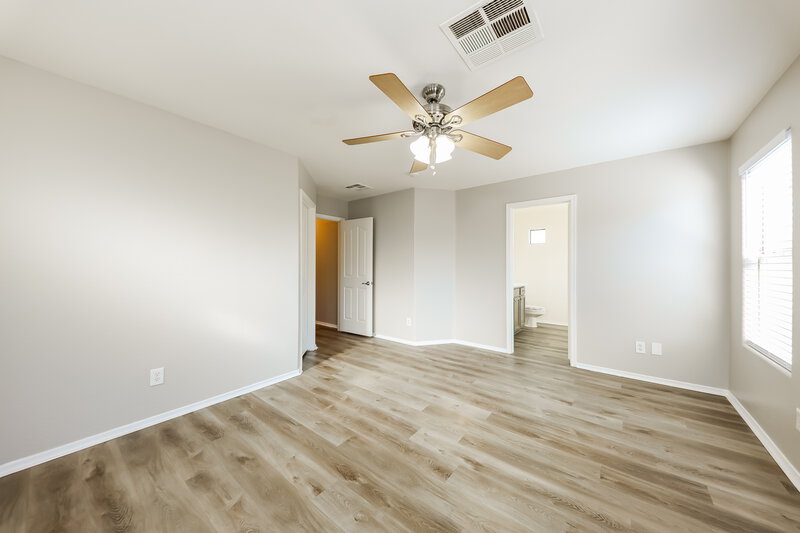 2,025/Mo, 2201 S 84th Ave Tolleson, AZ 85353 Main Bedroom View