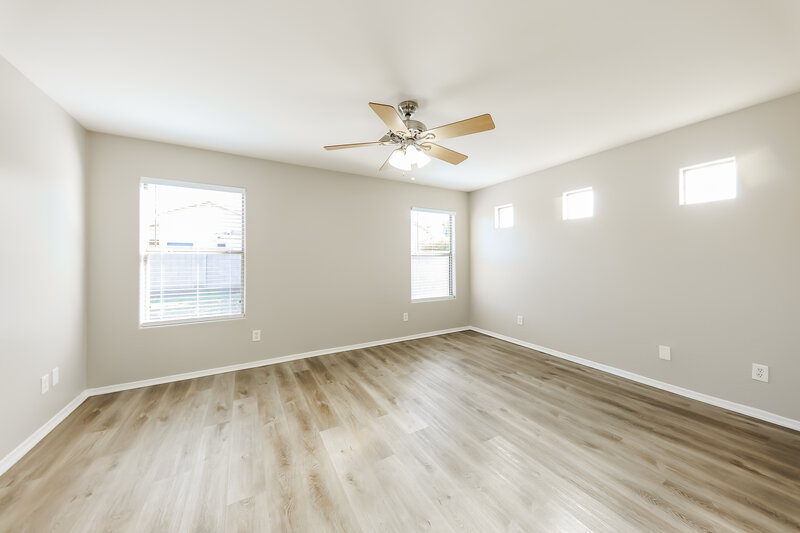 2,025/Mo, 2201 S 84th Ave Tolleson, AZ 85353 Main Bedroom View 2